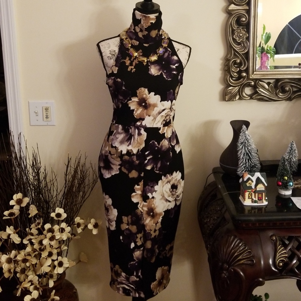 Sleeveless Floral Turtleneck Dress